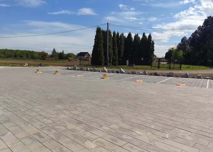 Jasminowa זאטור